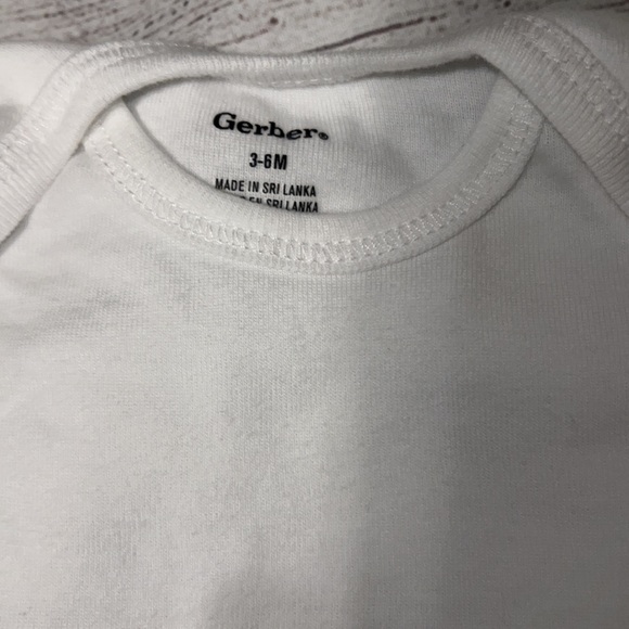 Baby Disney outfit size 3-6 months - Picture 2 of 3